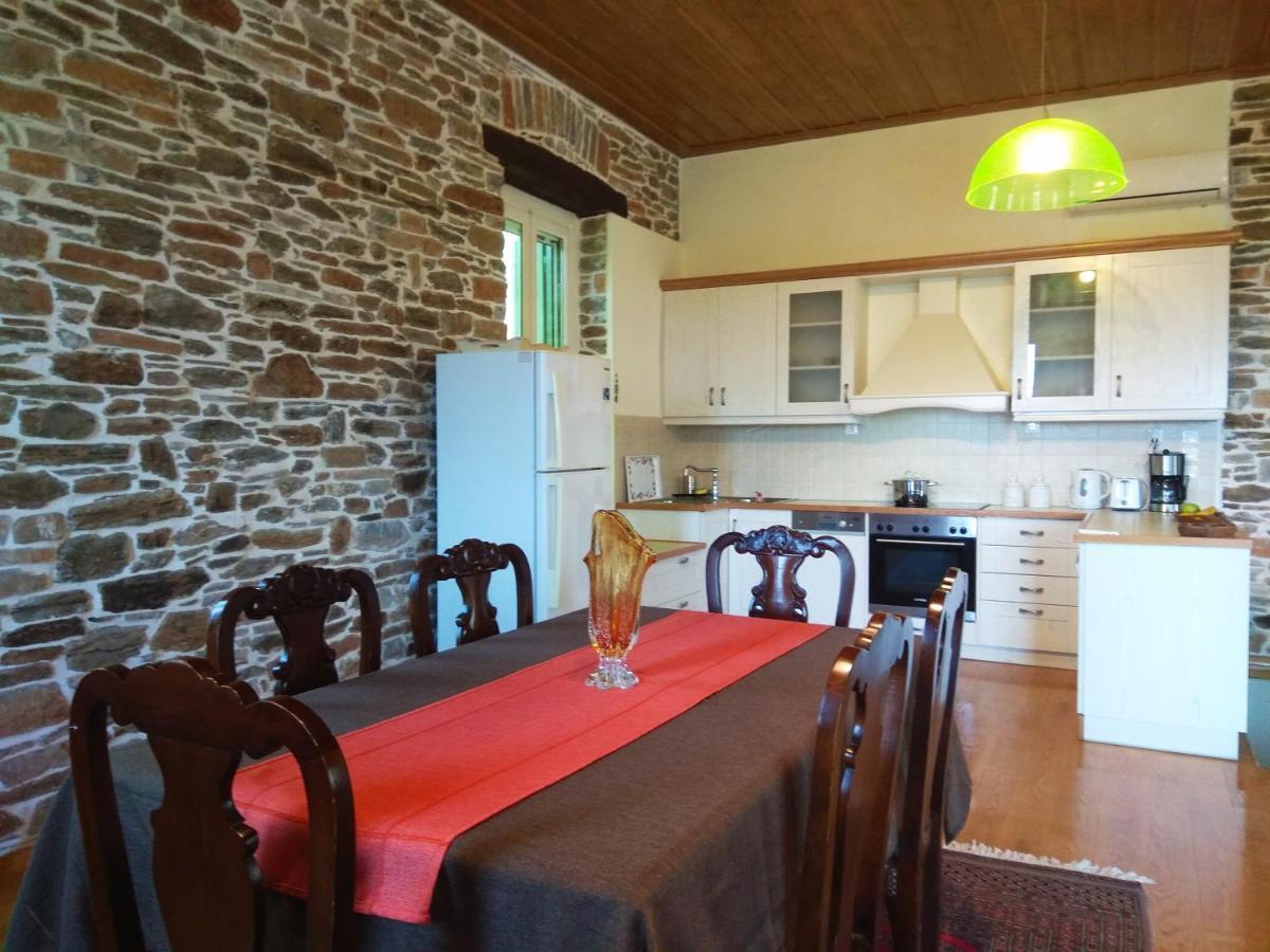 Afétai Marina Traditional Stonehouse מראה חיצוני תמונה