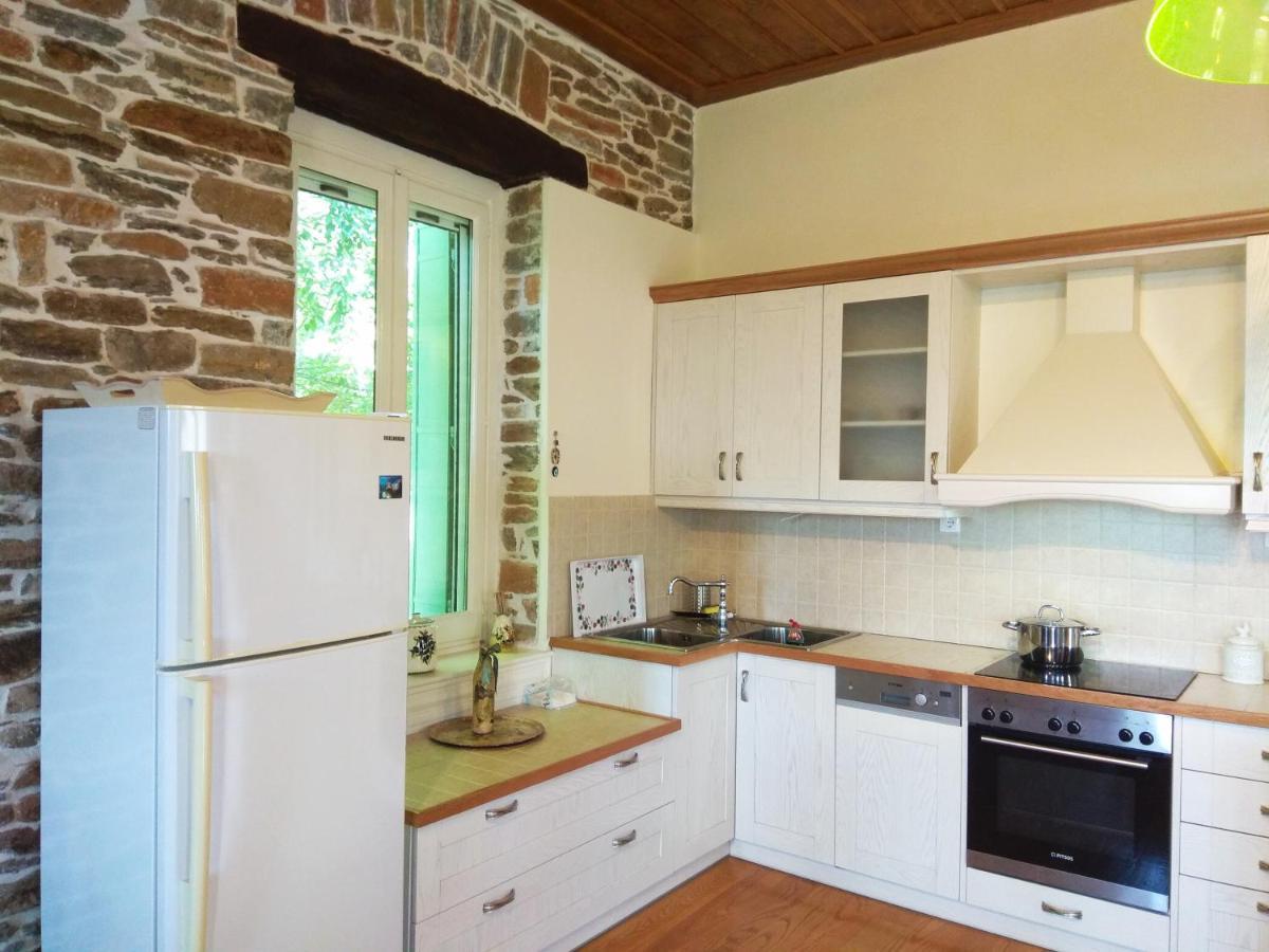 Afétai Marina Traditional Stonehouse מראה חיצוני תמונה